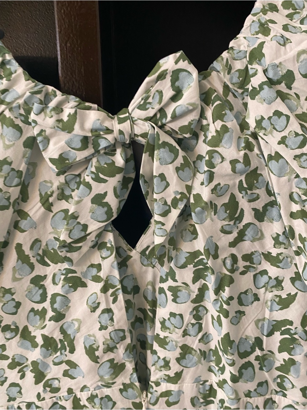 Nwt Crown and Ivy Social Society Floral Midi Dress in Cream and Sage - Picture 7 of 9